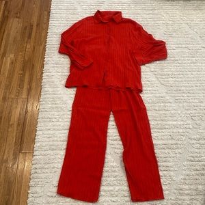 ⭐️ BOGO ⭐️ - Forever 21 Red Top & Pant Set Sz S